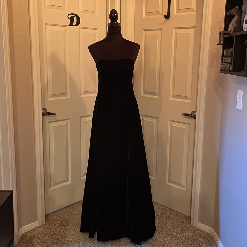 COPY - Black Strapless Velvet Dress